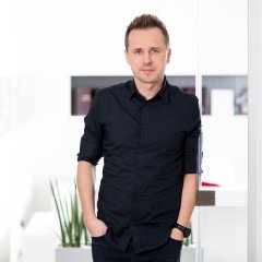 Výhradní X Nevýhradní smlouva s realitní kanceláří?